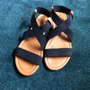 Women’s Elastic Black Sandal